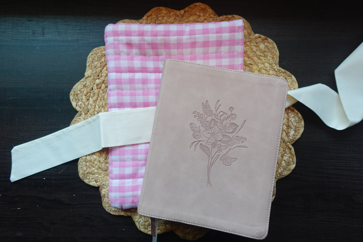 Gingham Grace Bible Sleeve