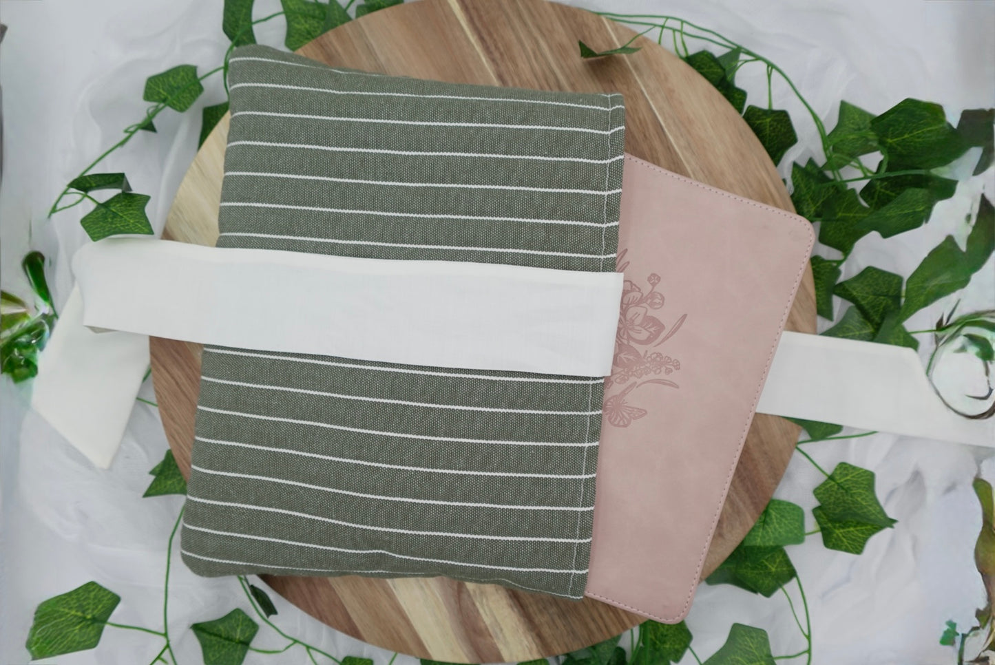 Fields of Grace Bible Sleeve