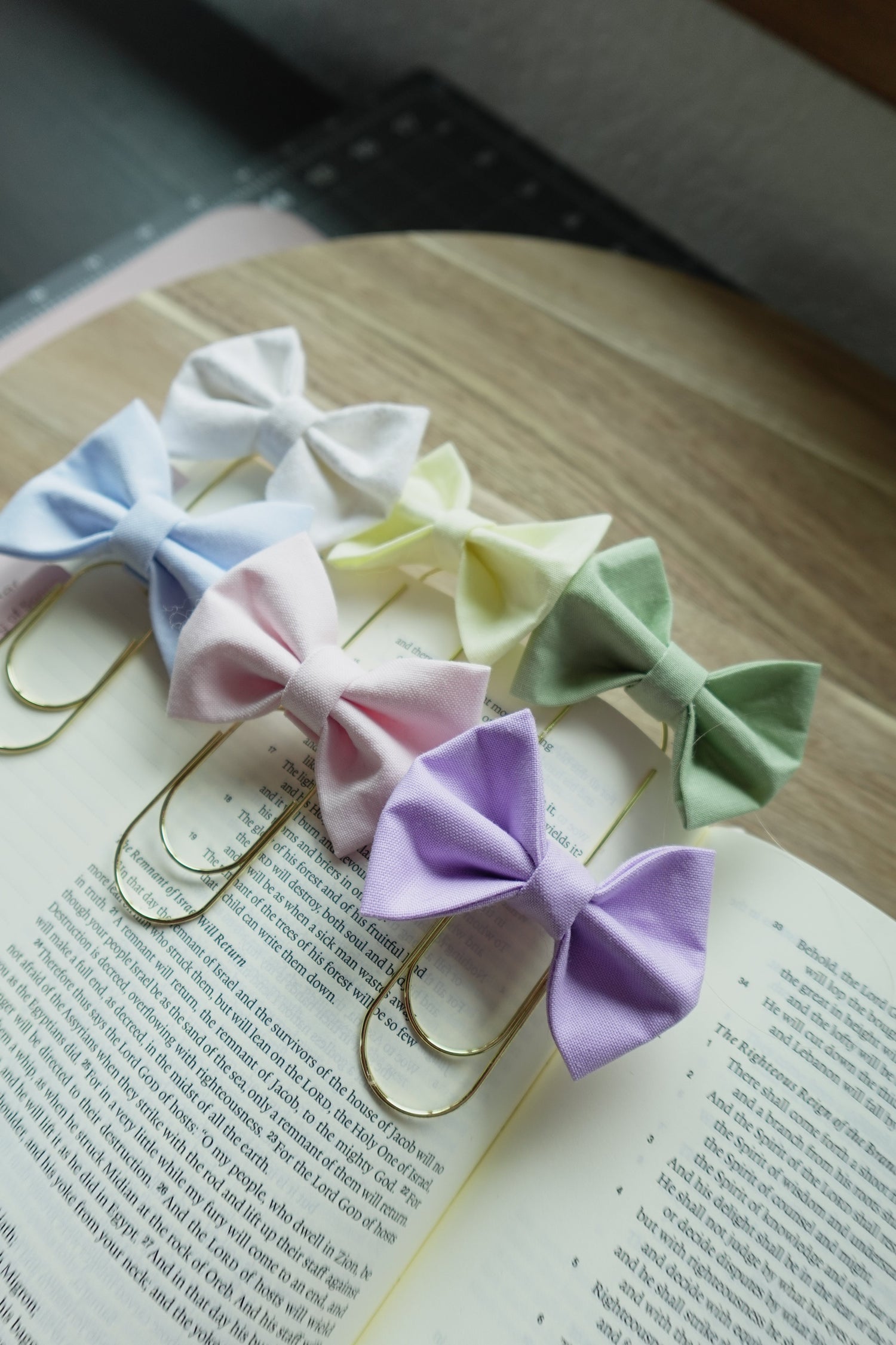 Bible Bow Bookmarks