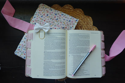 Wildflower Mercy Bible Sleeve