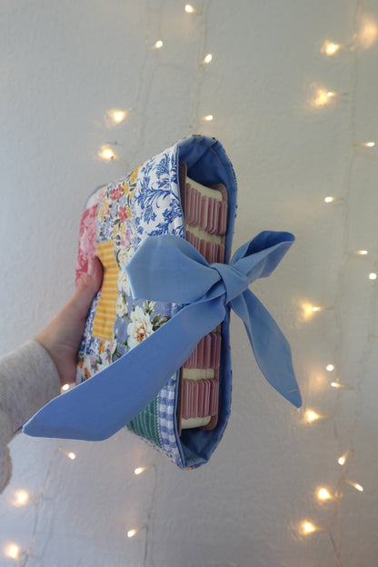 Garden of Praise Bible Sleeve