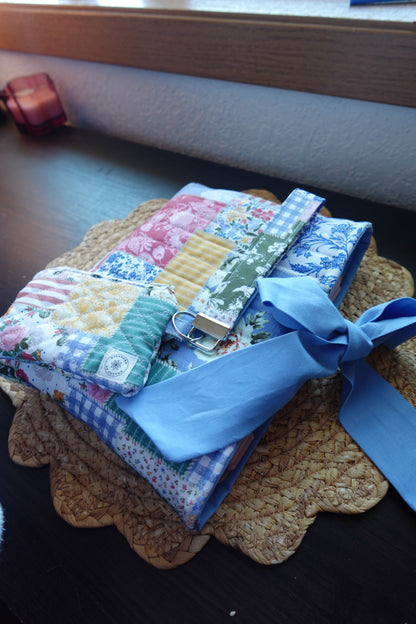 Garden of Praise Bible Sleeve