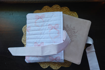 Pink Praise Bible Sleeve